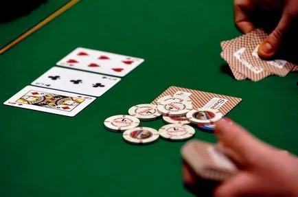 Както се използва 3-бет (3 залог) покер