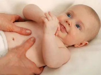 Как да се хранят майка-кърмачка, за да се избегне колики и запек при дете