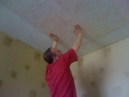 Как да се залепи за таван на замазка, дали тя е допустима
