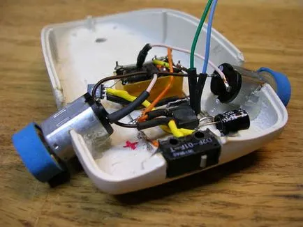 Cum de a face un mouse de calculator pe robotul începe să clipească distractiv