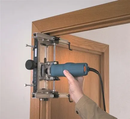 Hogyan kell telepíteni a csuklópántok a beltéri ajtók fotó, videó, használati