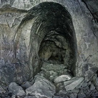 Kostomarov barlang kolostor