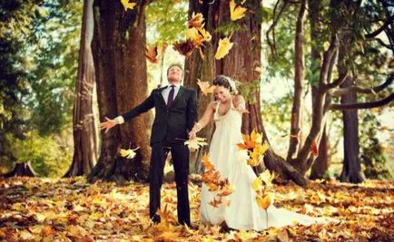 Gyönyörű esküvői fotózásra őszi gondolatok és testtartás