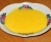 Krém puding torta fehérje