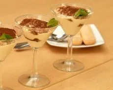 Cremă „tiramisu“