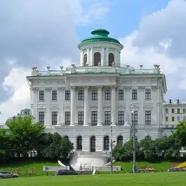 Навколо кремля головні визначні пам'ятки Москви (архітектора Осипа Бове) Навколо кремля головні визначні пам'ятки Москви
