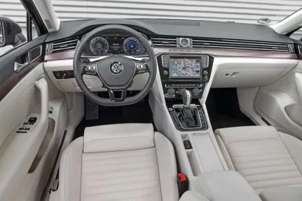 Volkswagen passat vs skoda superb - чи є різниця
