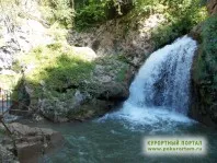 Мед Водопади, Кисловодск, Карачаево-Черкезия, посоките на движение, снимки, адрес, официален уебсайт -