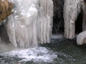 Мед Водопади в Кисловодск (Карачаево-Черкезия) как да се стигне с кола