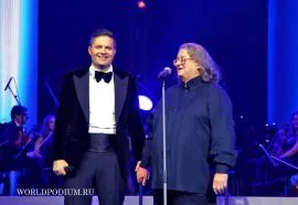 Melody Сергей Volchkov, световен подиум