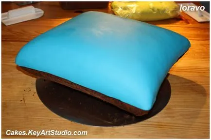 Марк торта - възглавница с изумрудено - как да се направи торта възглавница, блог loravo кулинарен бележки дизайнер