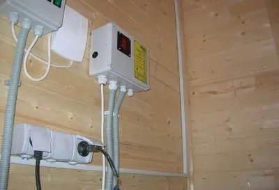 instalare electrică într-o casă de lemn reguli cu propriile mâini, iar prețul de muncă