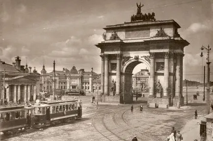 Moscova Triumfal Gate