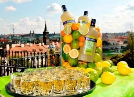 Тинктура от дух Becherovka - любимо място на туристите Чехия напитки