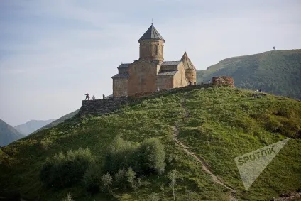 Все про Казбегі 2016 фото, як дістатися, що подивитися і ціни на відпочинок (2016) Все про Казбегі 2016 фото, як дістатися, що подивитися і ціни на відпочинок