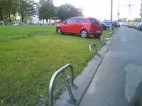 Незаконне паркування у дворі куди скаржитися і як боротися, зразок скарги