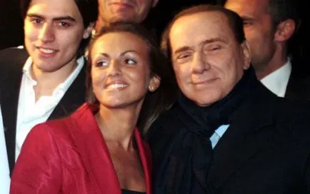 Mireasă Silvio Berlusconi, el fiind de 49 de ani! (18 poze) - triniksi