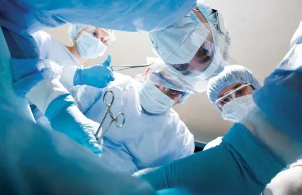 Погляд з Голлівуду чому особи зірок так спотворюються 300