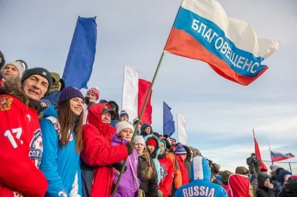 Хокей без кордонів спортсмениУкаіни і Китаю зіграли товариський матч на льоду прикордонної річки амур (Приамур'я) Хокей без кордонів спортсмениУкаіни і Китаю зіграли товариський матч на льоду прикордонної річки амур