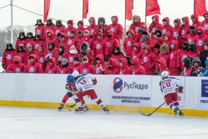 Хокей без кордонів спортсмениУкаіни і Китаю зіграли товариський матч на льоду прикордонної річки амур (сайт амурський правда) Хокей без кордонів спортсмениУкаіни і Китаю зіграли товариський матч на льоду прикордонної річки амур