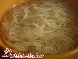 Паста з грибами та помідорами