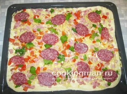 Pizza sonkával és só - főzés férfiak