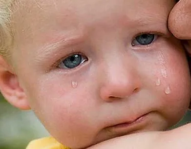 Защо бебето плаче бебето плаче каузи през първата година от живота - мега Обзор