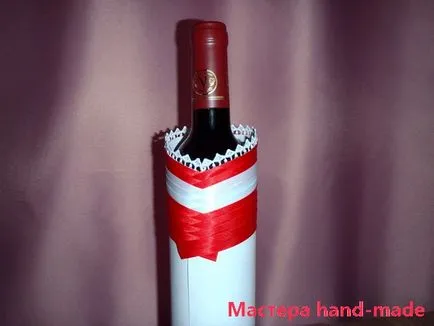 Girlfriend подарък с ръцете си, украсяват бутилка вино - майстор ръчно изработени