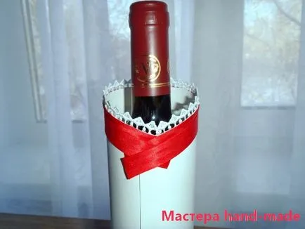 Prietena un cadou cu mâinile, decora o sticlă de vin - made mână-master