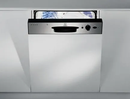 Mosogatógép INDESIT véleménye a beépített modellt 45 cm, ikonok és hogyan erősít