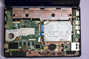 Dezasamblarea și repararea PC-ul asus eee scoică 1011cx