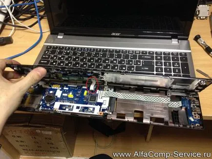 Анализ Acer v3 и почистване на охладителната система
