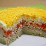 Mimosa saláta csirke recept egy fotó