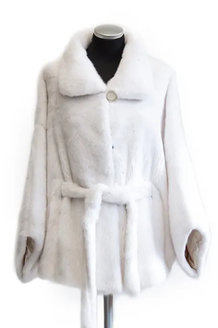 haina de blana cu o curea sau fără centură toate „pro“ și „contra“