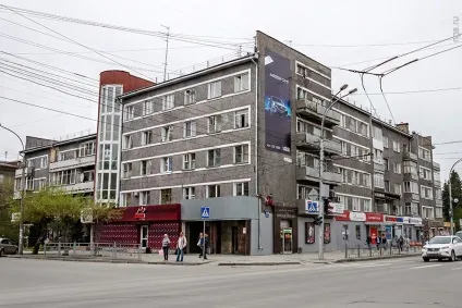Живемо як на пороховій бочці »(живемо) Живемо як на пороховій бочці »