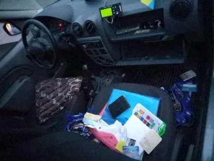 Жорстокий напад на таксиста чоловікові ледь не перерізали горло - кримінал і події в Україні (таксиста) Жорстокий напад на таксиста чоловікові ледь не перерізали горло - кримінал і події в Україні