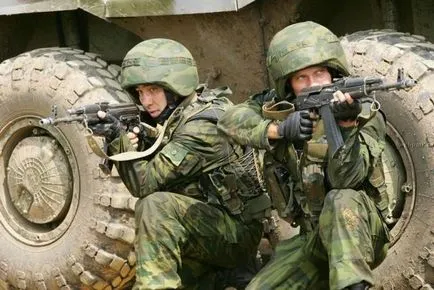 Скільки отримують військові вУкаіни та інших країнах