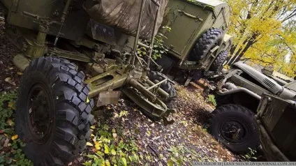 ЗРК С-200 іржавіють в підмосковних лісах - военное обозрение (намагатися) ЗРК С-200 іржавіють в підмосковних лісах - военное обозрение