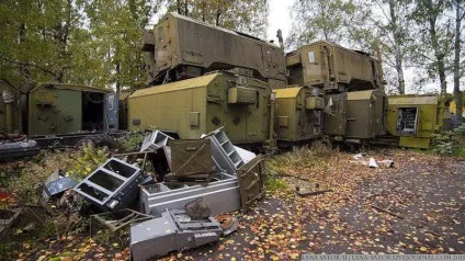 ЗРК С-200 іржавіють в підмосковних лісах - военное обозрение (ракет) ЗРК С-200 іржавіють в підмосковних лісах - военное обозрение
