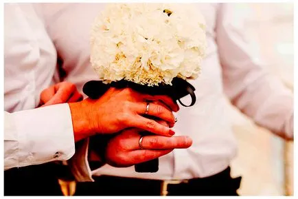 Téma Esküvő a stílusa „Mr. és Mrs. cmit” virágok