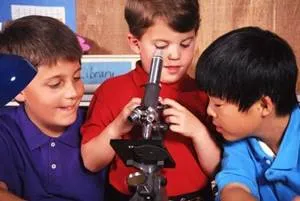 Kiválasztása gyermek mikroszkóp