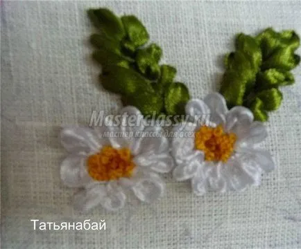Вишивка атласними стрічками
