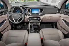 Tussal Hyundai sau Toyota Rav 4 încercare de a compara cele două crossover-