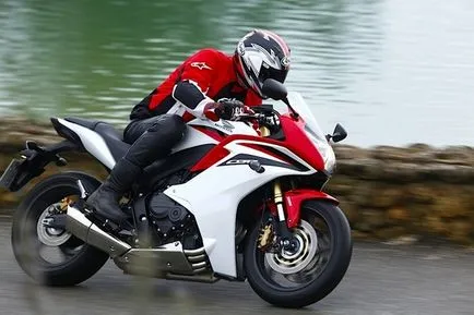 A robbanás az agy - vagy válasszon sport turisztikai honda cbr600f4i vs honda cbr600f2011 vs honda vfr800 vs