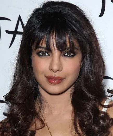 5 Coafuri Priyanka Chopra, care este în valoare de repetarea