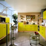 Sárga konyha alapvető előnyeiről és hátrányairól