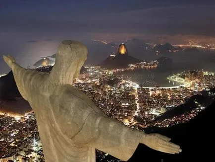 A híres szobra Rio de Janeiro, Brazília