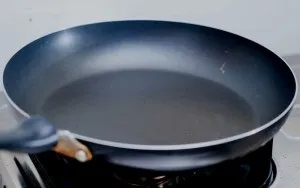 Як посмажити ковбасу на сковороді смачно, смачні рецепти (ковбасу) Як посмажити ковбасу на сковороді смачно, смачні рецепти