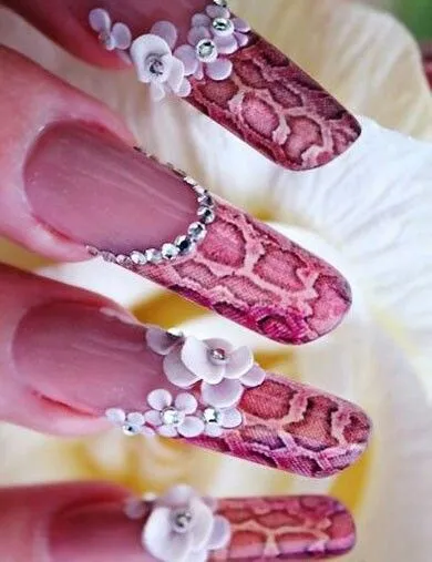 20 fénykép Nail design hatását kígyó bőre, fotó köröm design kígyó bőre