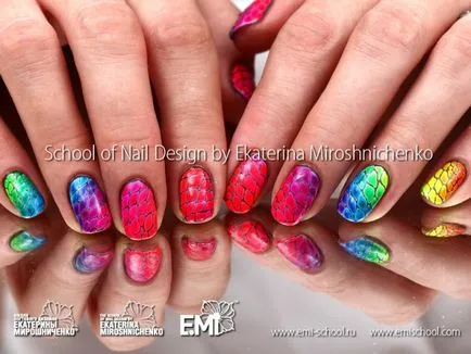 20 fénykép Nail design hatását kígyó bőre, fotó köröm design kígyó bőre